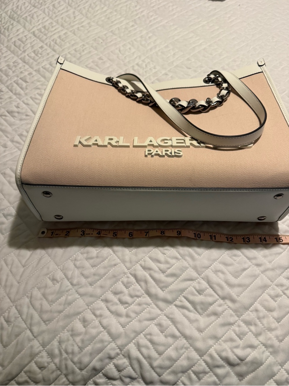 Karl Lagerfeld Light Beige and White Chain-Handle Tote with dust bag - Picture 9 of 13